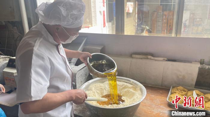 【十年@每一個(gè)奮斗的你】山西鄉(xiāng)村致富帶頭人:留住傳統(tǒng)手藝帶動(dòng)鄉(xiāng)鄰增收致富