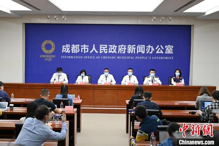 （抗擊新冠肺炎）成都1.48萬(wàn)家企業(yè)閉環(huán)管理、連續(xù)生產(chǎn)工業(yè)企業(yè)復(fù)工率達(dá)到65%