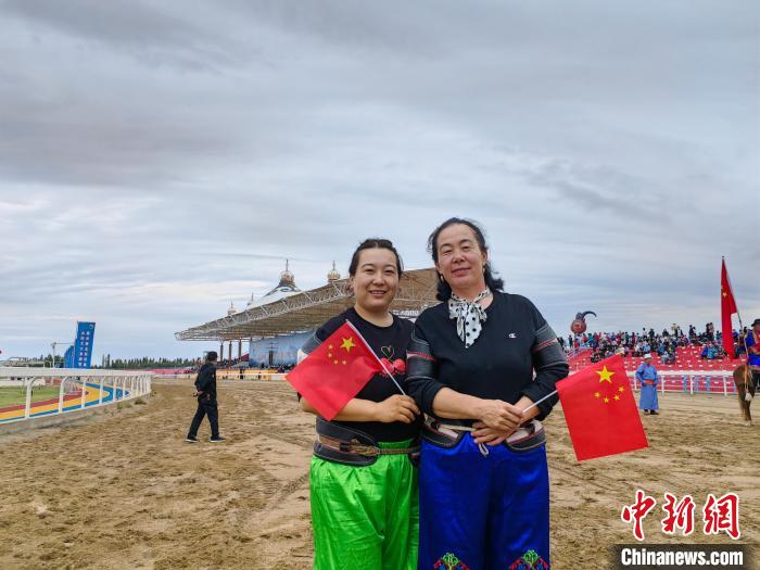 “90后”在酒泉：“摔跤吧！媽媽”