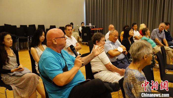 圖為現場觀眾提問。　柏林中國文化中心供圖