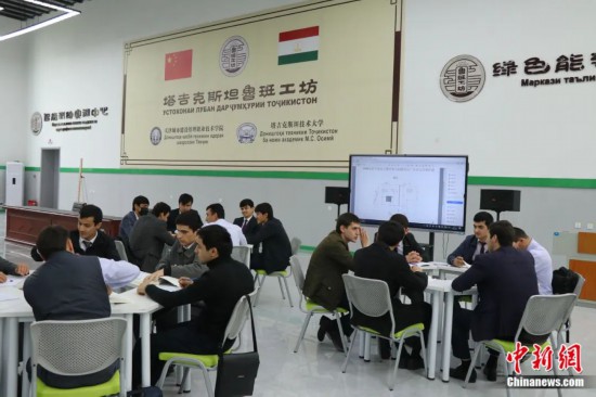 2023年4月，位于杜尚別的塔吉克斯坦魯班工坊課堂。張碩 攝