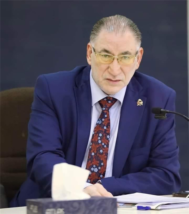 圖為約旦侯賽因·本·塔拉勒大學(xué)教授哈?！み_(dá)賈。受訪者供圖