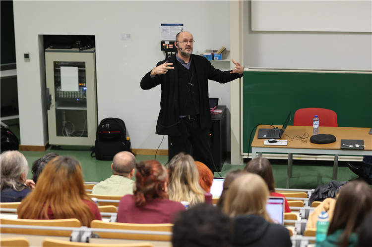 圖為講座現(xiàn)場(chǎng)。布魯塞爾中國(guó)文化中心供圖