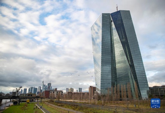 這是12月14日在德國法蘭克福拍攝的歐洲央行大樓。新華社記者 張帆 攝