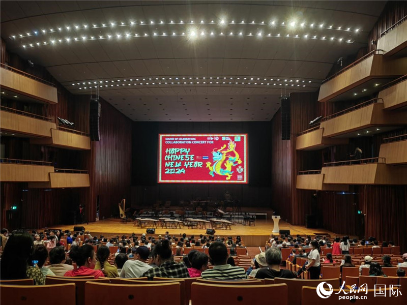 “歡慶之聲—2024歡樂(lè)春節(jié)音樂(lè)會(huì)”14日在泰國(guó)瑪希隆王子音樂(lè)廳舉行。人民網(wǎng)記者 楊一攝