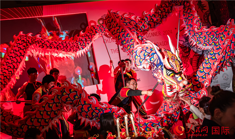 “共慶中國年 共享新機(jī)遇”破冰者新春晚宴現(xiàn)場盛況。人民網(wǎng) 郭錦標(biāo)攝