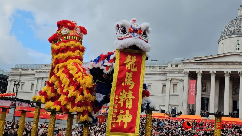 倫敦新春慶典現(xiàn)場。人民網(wǎng) 郭錦標、楊浩鵬攝