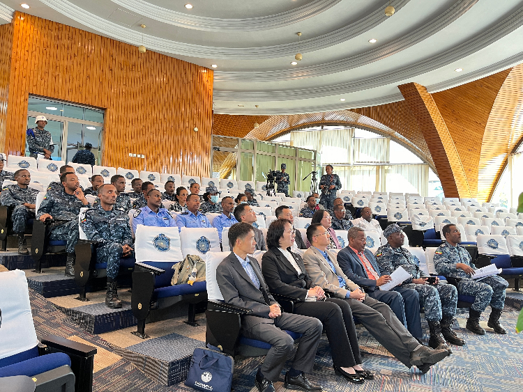 圖為埃塞俄比亞聯邦警察中文培訓班開班儀式現場。亞的斯亞貝巴大學孔子學院供圖