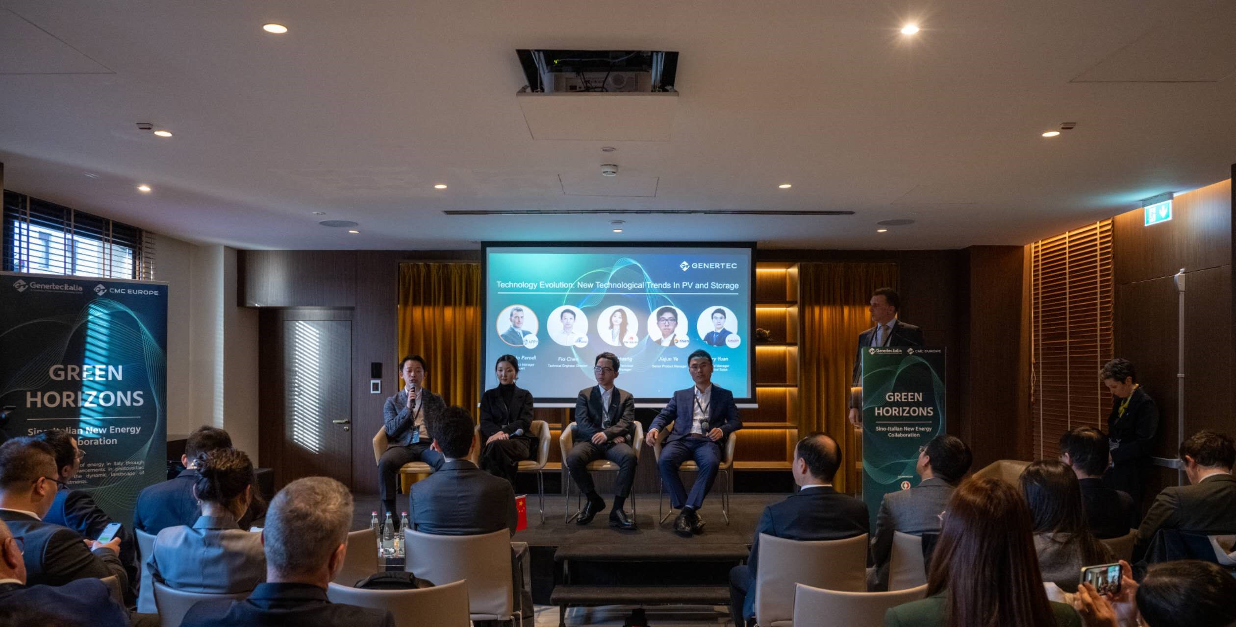 中方企業(yè)代表就新能源技術(shù)發(fā)展趨勢(shì)分享觀點(diǎn)。主辦方供圖