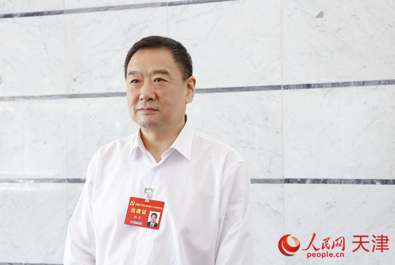 天津市第十二次黨代會代表、天津市政府副秘書長、市衛(wèi)生健康委黨委副書記、主任顧清 人民網(wǎng) 孫翼飛攝