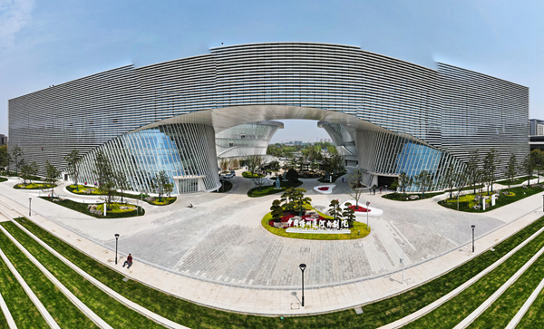 航拍揚(yáng)州運(yùn)河大劇院。孟德龍攝