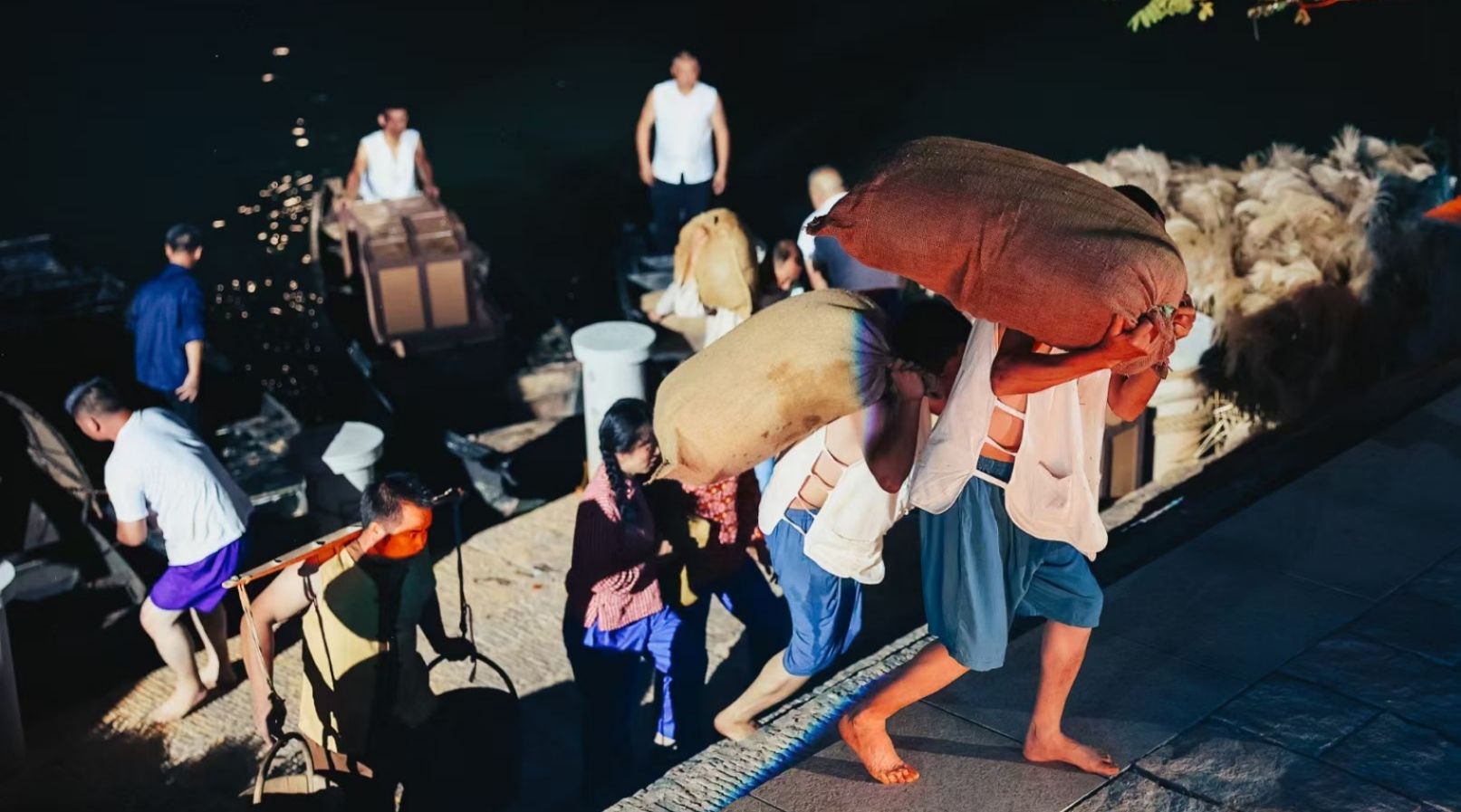 現(xiàn)場重現(xiàn)老碼頭商貿(mào)繁榮盛況。主辦方供圖