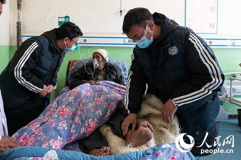 震中日記｜“謝謝，曼巴啦！”