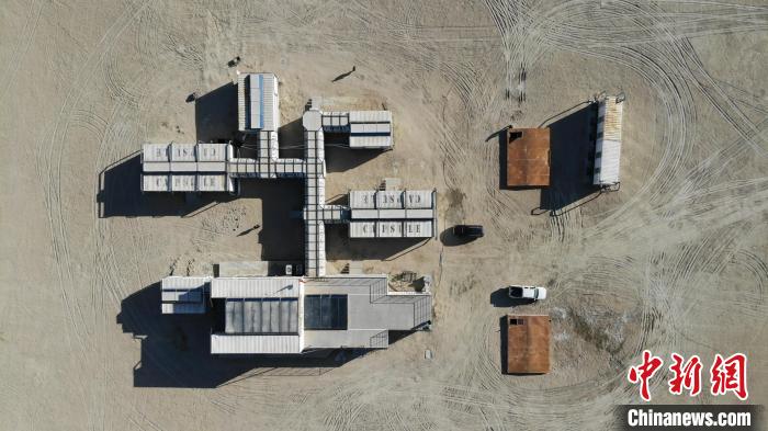 圖為無人機航拍火星營地?！O睿 攝