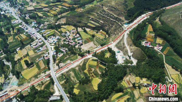 圖為引大濟湟北干渠二期的倒虹吸。(資料圖) 青海省水利廳 供圖