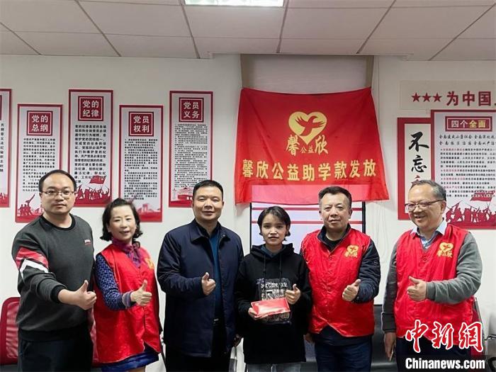 在湘求學的西藏女孩：“我淋過雨，也想努力為別人撐把傘”