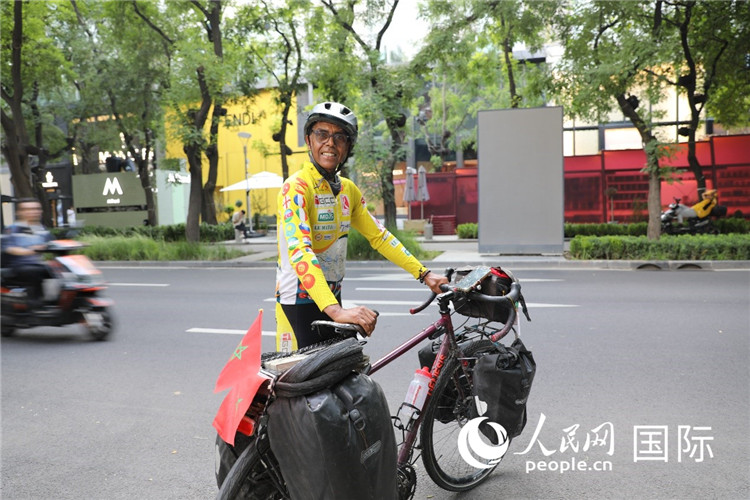 摩洛哥自行車運(yùn)動(dòng)員卡里姆·穆斯塔。人民網(wǎng)記者 翟轉(zhuǎn)麗攝