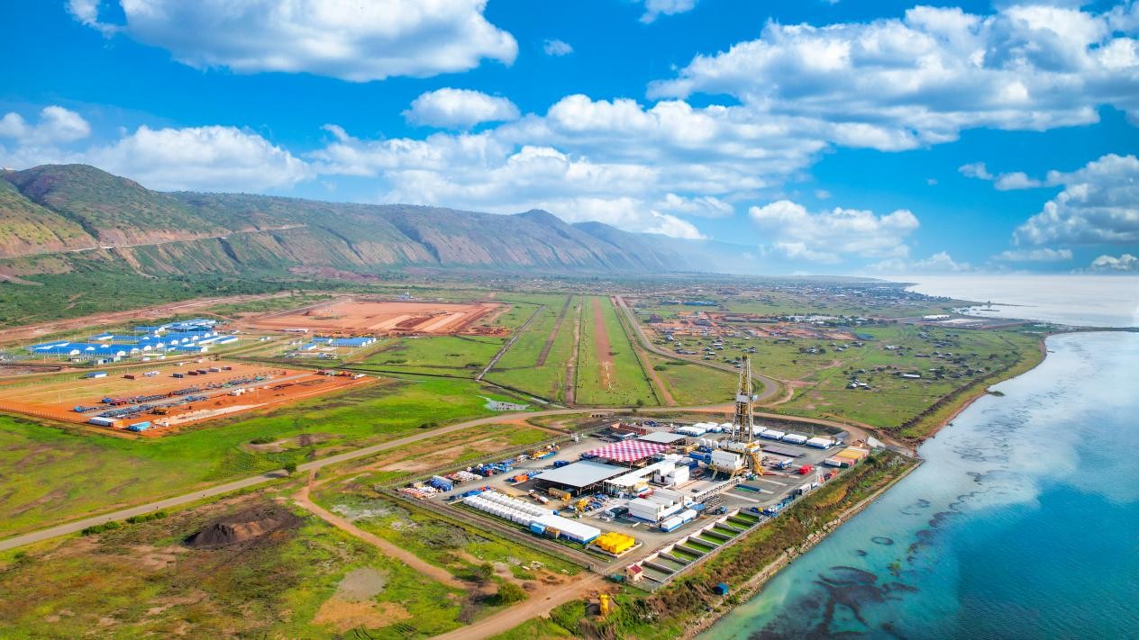 翠鳥油田開發(fā)項目現(xiàn)場航拍圖。田雨攝