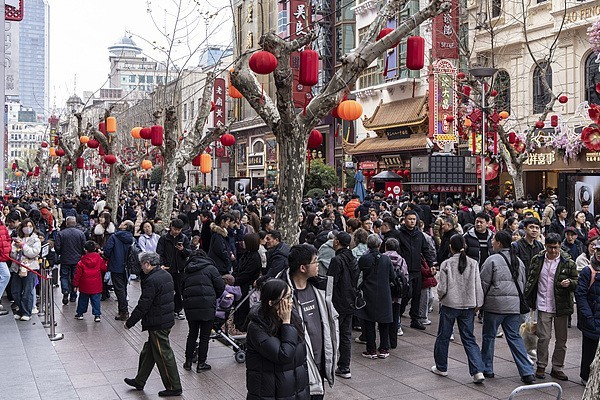 全球媒體聚焦 | 美國(guó)媒體：春節(jié)消費(fèi)熱潮預(yù)示中國(guó)進(jìn)入消費(fèi)新時(shí)代