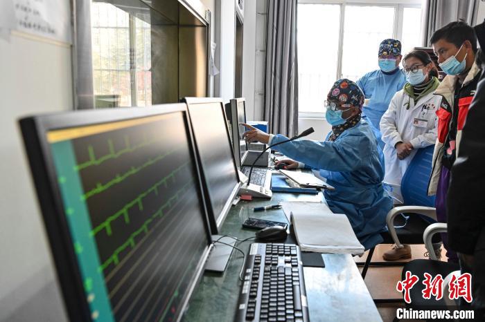 從“援物”到“援人”:“雪域江南”誕生帶不走的醫(yī)療隊