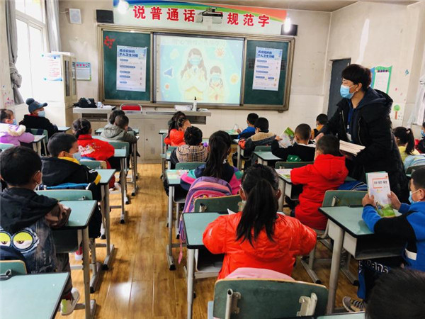 圖片默認標題_fororder_4、恢復上課的學生們-攝影-左斌