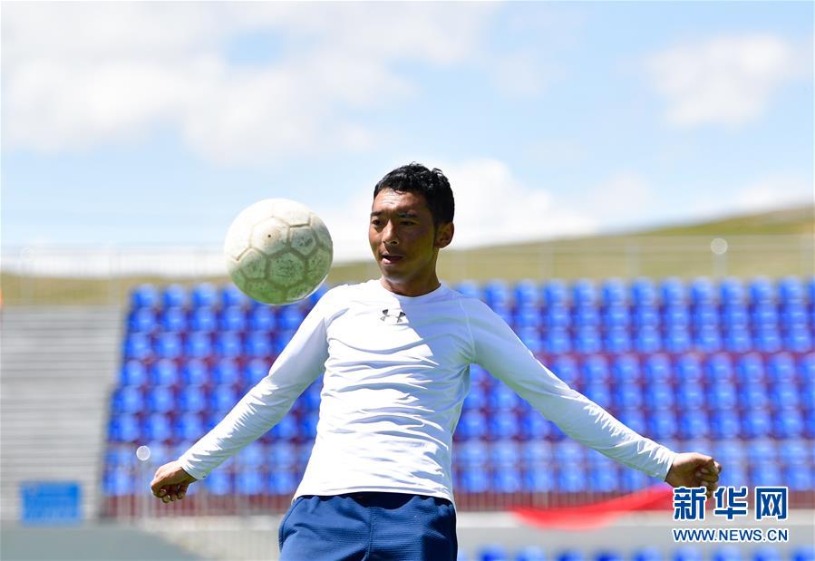 （走向我們的小康生活）（8）青?，敹啵狐S河源的幸福村