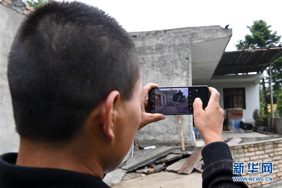 （新華全媒+）（5）千里“挪窩”，踏實開啟新生活