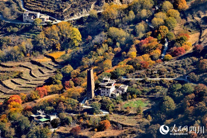 丹巴美景。李永安攝