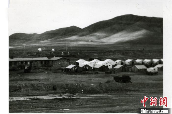 圖為20世紀(jì)70年代風(fēng)火山觀測站科學(xué)城。(資料圖) 中鐵西北科學(xué)研究院供圖