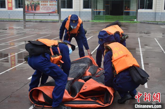 6分26秒！西藏森林消防開(kāi)展防汛抗洪拉動(dòng)演練