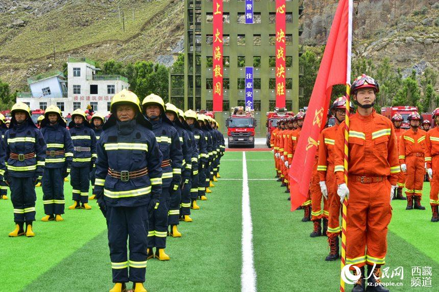 誓師大會現(xiàn)場。人民網(wǎng) 李海霞攝