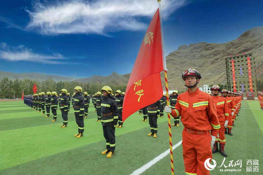 誓師大會現(xiàn)場。 人民網(wǎng) 李海霞 攝