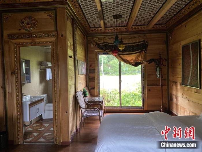 民宿內(nèi)部。彭寧鈴 攝