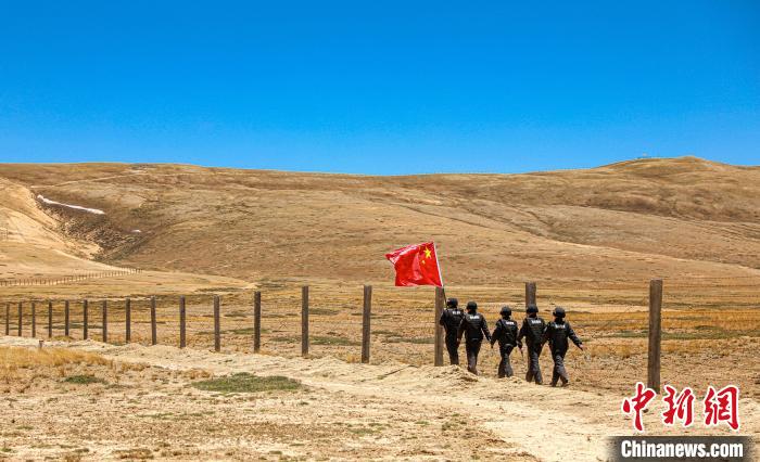 【十年@每一個(gè)奮斗的你】海拔5300米！看西藏亞熱邊境派出所的“追風(fēng)”人