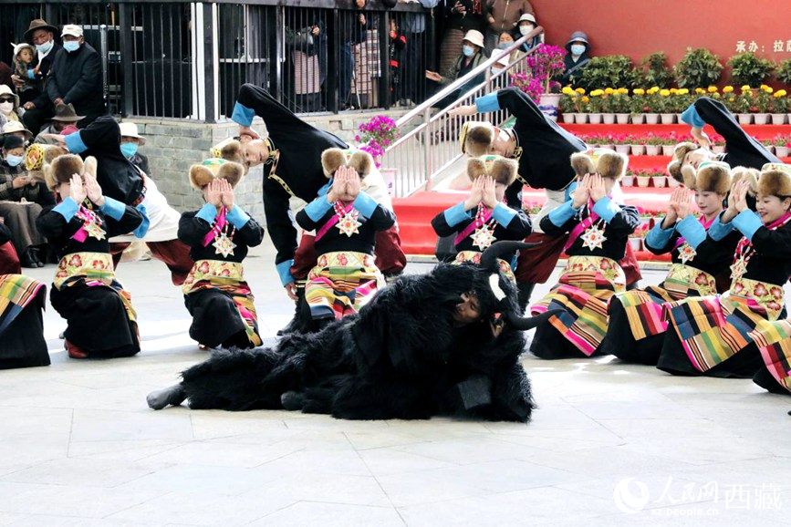 舞蹈《熱巴多吉》。人民網(wǎng) 次仁羅布攝