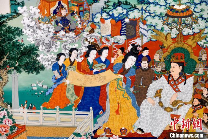 圖為5月16日，展覽中的新創(chuàng)唐卡作品(局部)?！±盍?攝