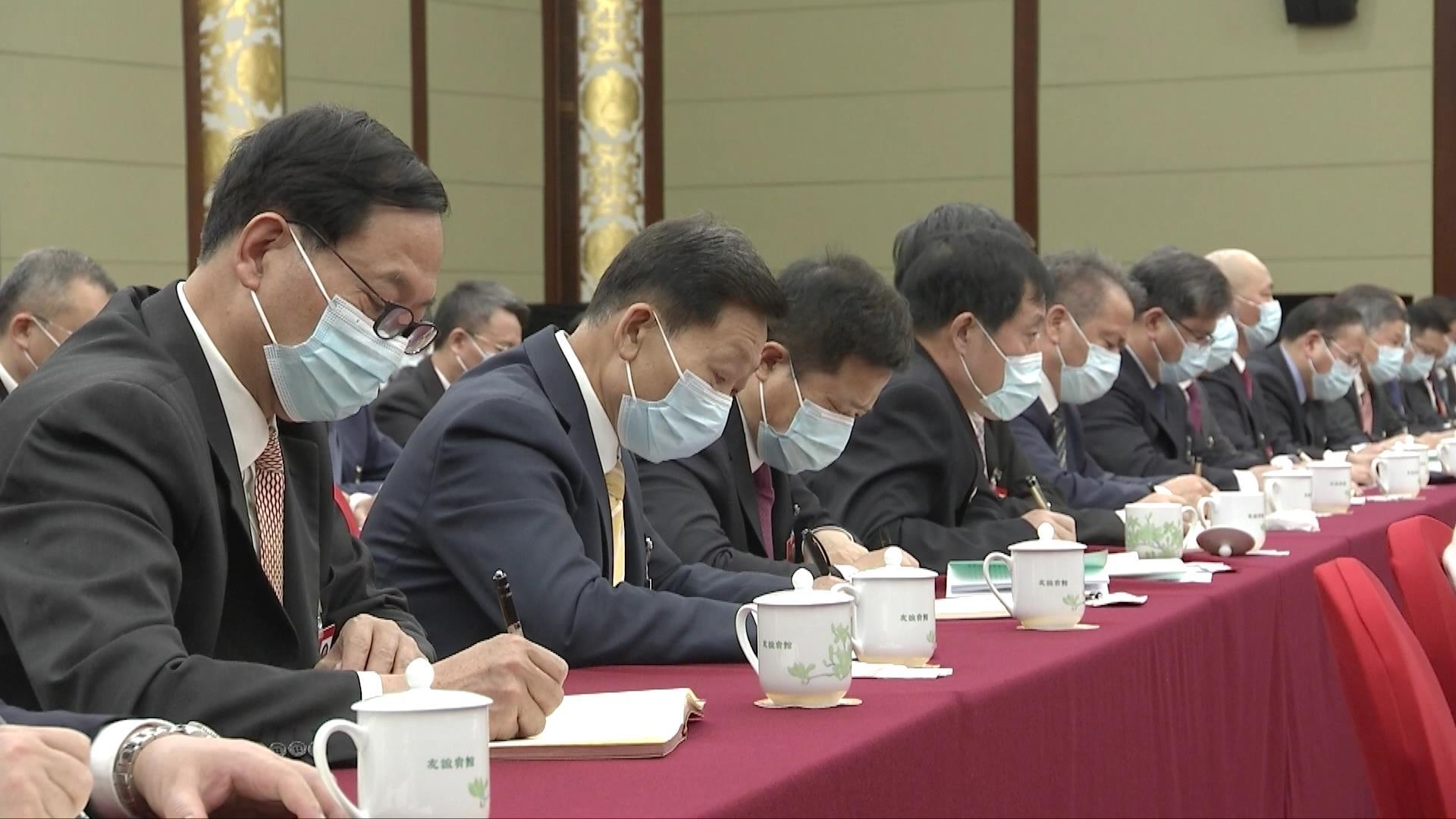 聯(lián)組會(huì)現(xiàn)場。（總臺(tái)央視記者李輝拍攝）